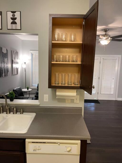 Appartamento Simple Elegant Townhouse Dt Raleigh Ncsu Esterno foto