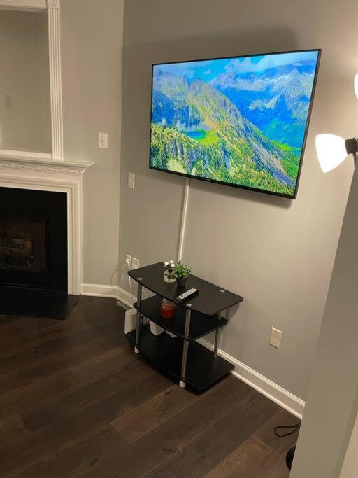 Appartamento Simple Elegant Townhouse Dt Raleigh Ncsu Esterno foto