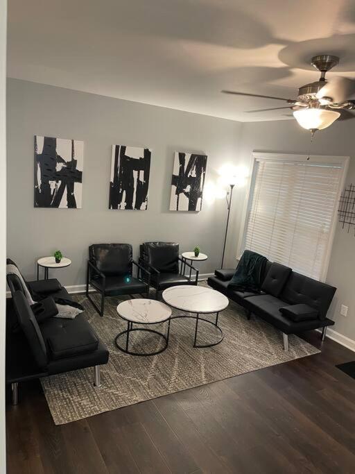 Appartamento Simple Elegant Townhouse Dt Raleigh Ncsu Esterno foto