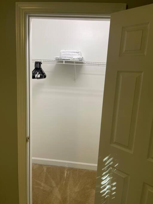 Appartamento Simple Elegant Townhouse Dt Raleigh Ncsu Esterno foto