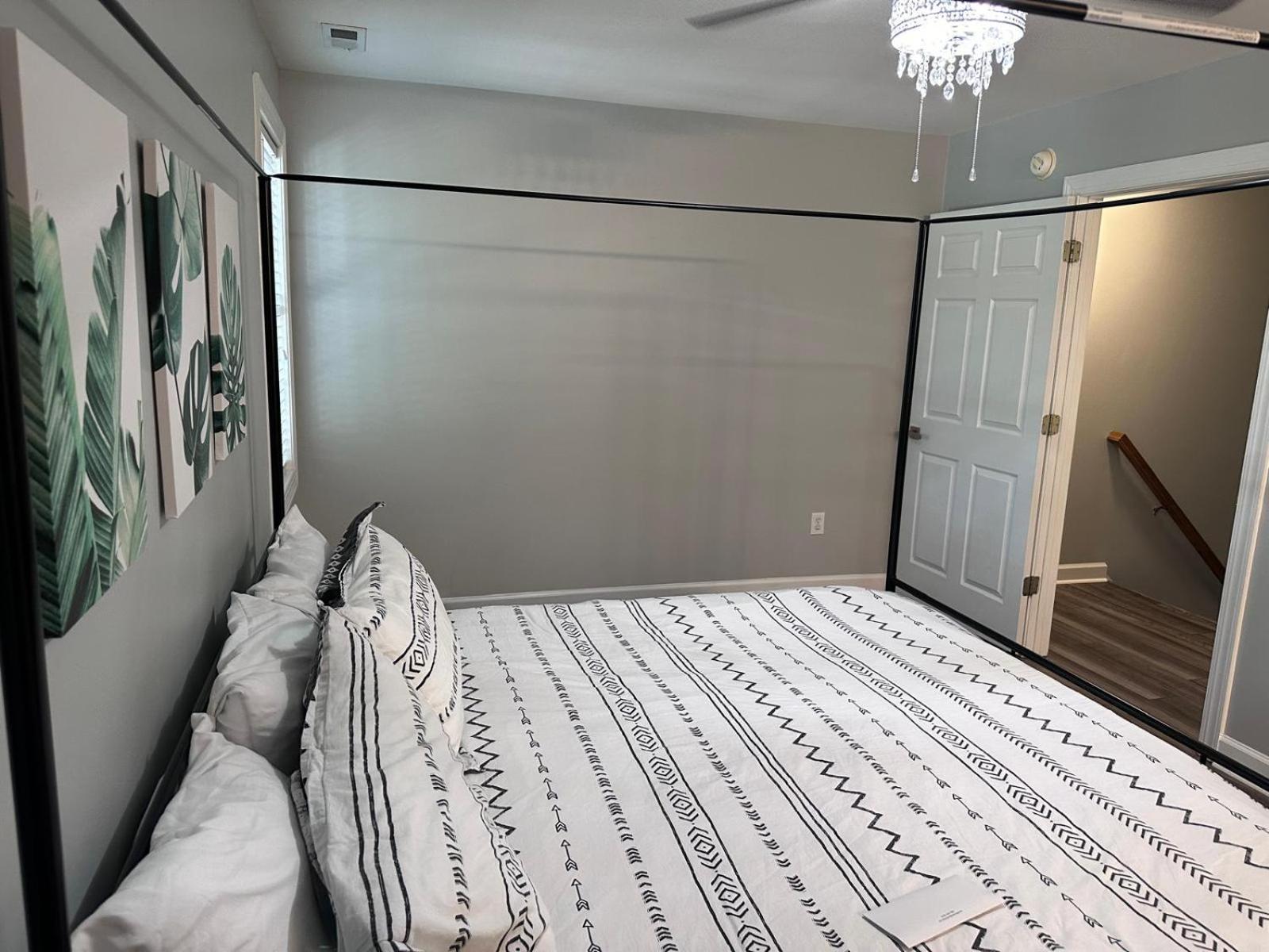 Appartamento Simple Elegant Townhouse Dt Raleigh Ncsu Esterno foto
