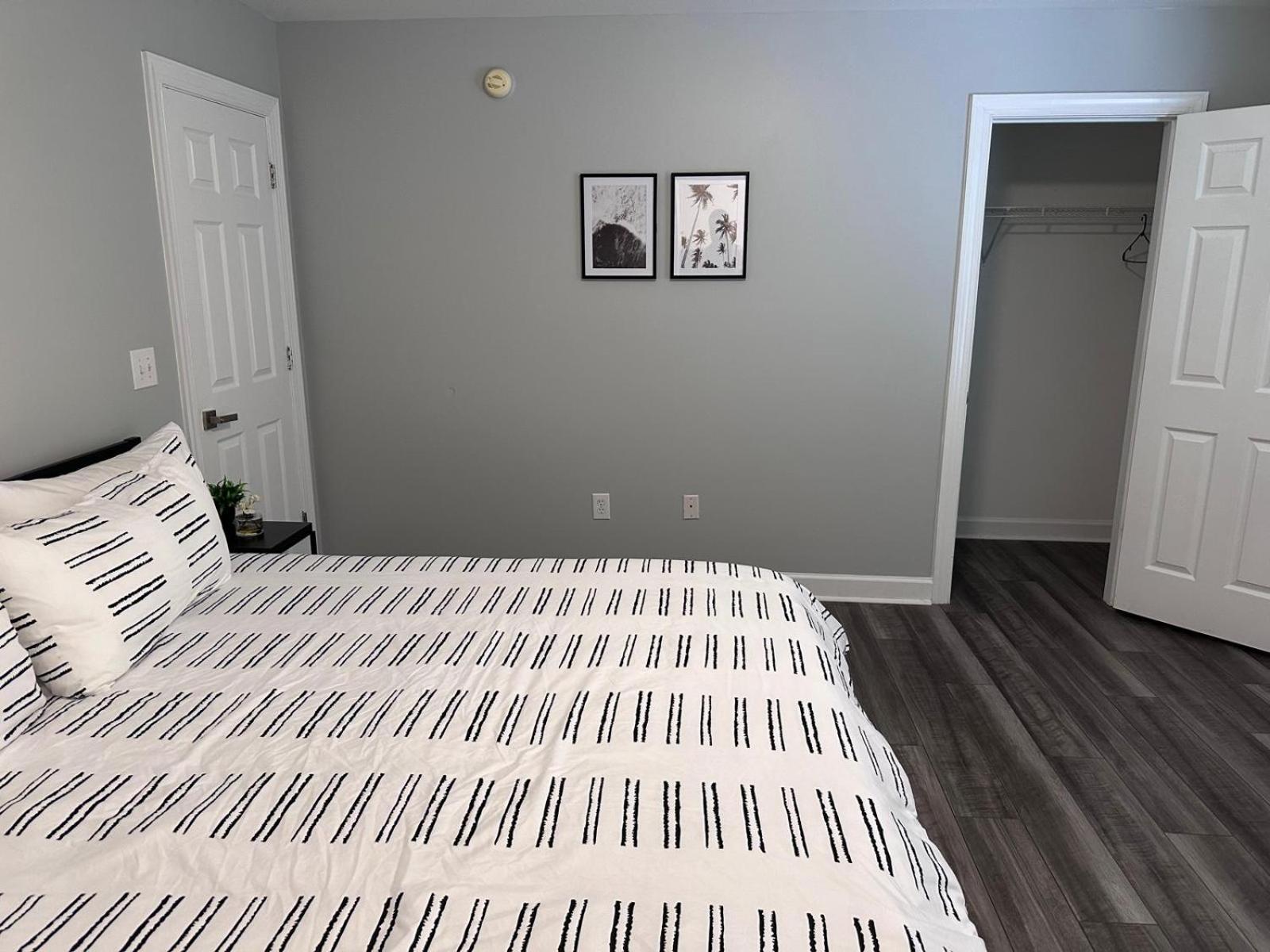 Appartamento Simple Elegant Townhouse Dt Raleigh Ncsu Esterno foto